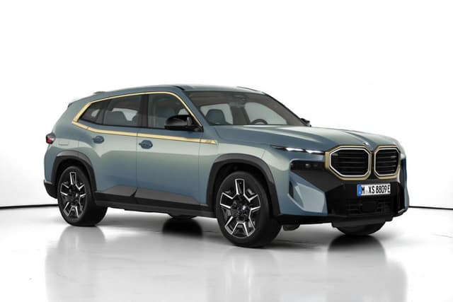 Bmw Xm Cape York Green Metallic Color Image